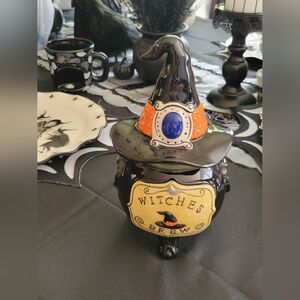 Halloween cookie jar